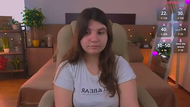 Viola__Shy webcam