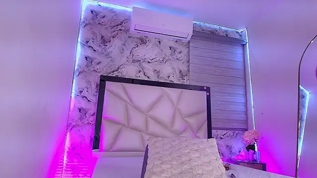 kendal_rossi webcam