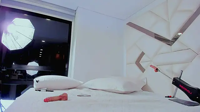 StormyButty18 webcam