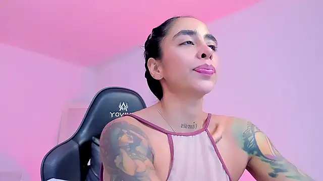 sophierooy22 webcam