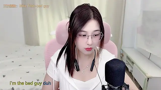 tttia_ - TTtia_'s free webcam - UK Sex Cams