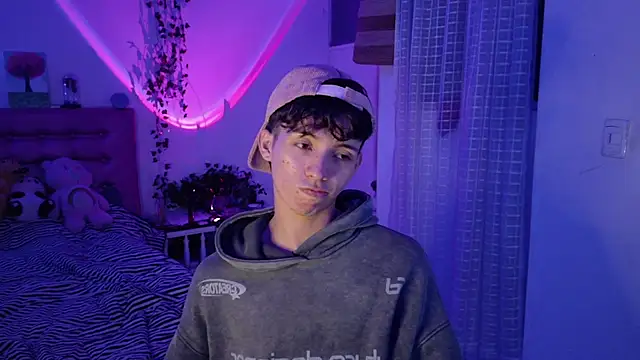 Dani_Dancer webcam