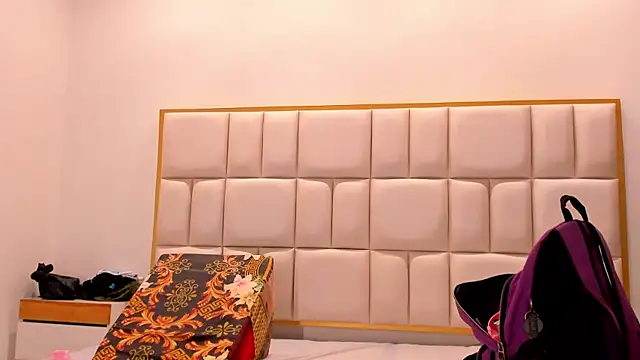 Violetta-foxx webcam