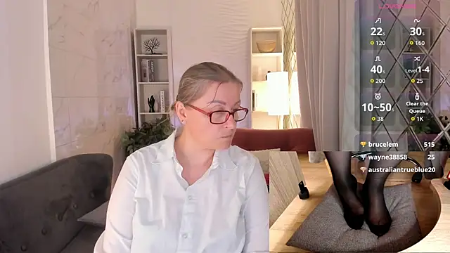 Alexandra_Kind webcam