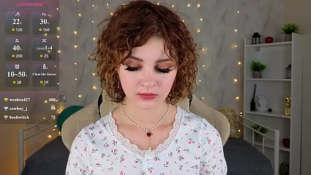 Kira__Fluffy webcam