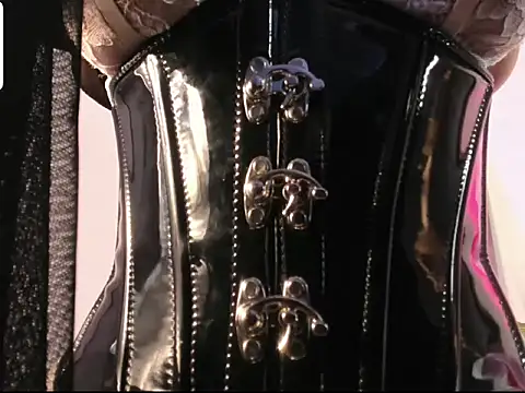Raven_paradise_ webcam