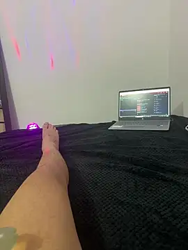 Liam_Butler live cam on StripChat