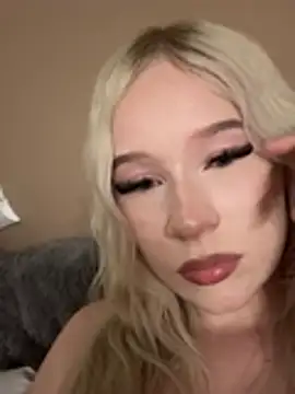 Chloebabyluv webcam
