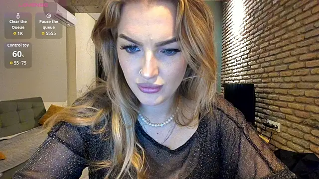 fifteenpoem webcam