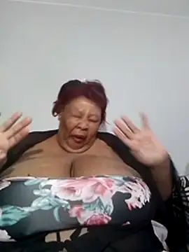 nancy111 webcam