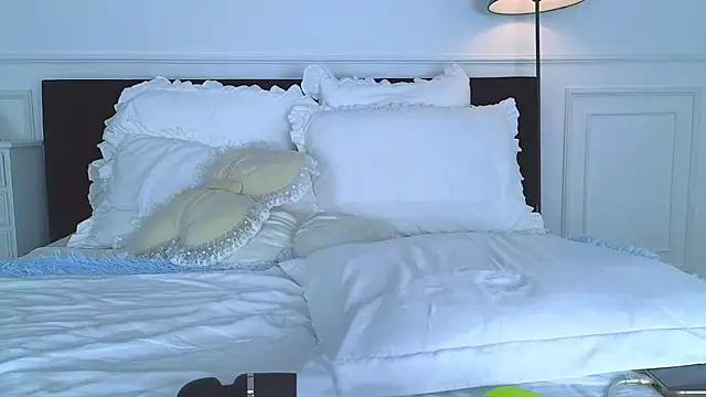 NicoleMarani webcam