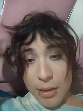 Model: CataliinaSanttana