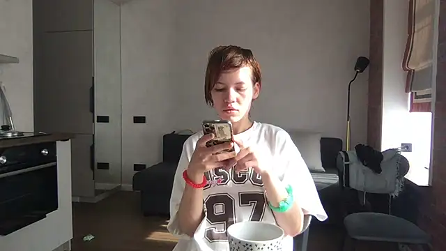 AnnexedPistol webcam