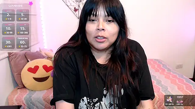 EllieMoonX webcam