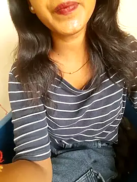 Navya6879 webcam