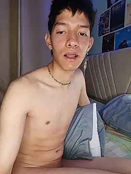 heyy_noah11 webcam