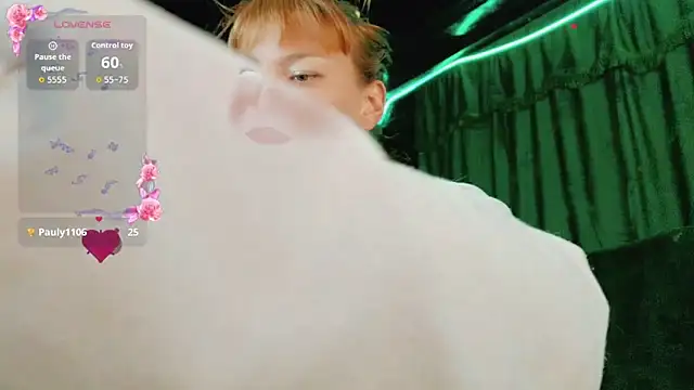 Summer_XO webcam