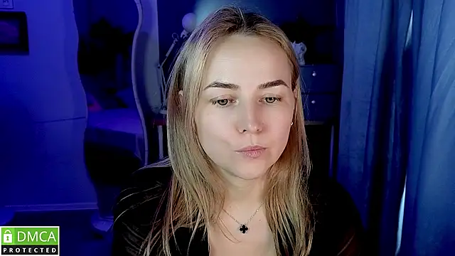 Mira_Mermayd webcam