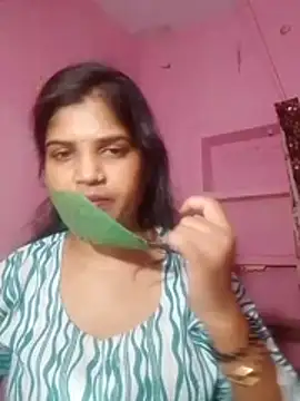 JYOTI_023 live cam on StripChat