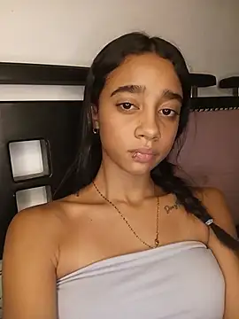 Zoe_Sweett18
