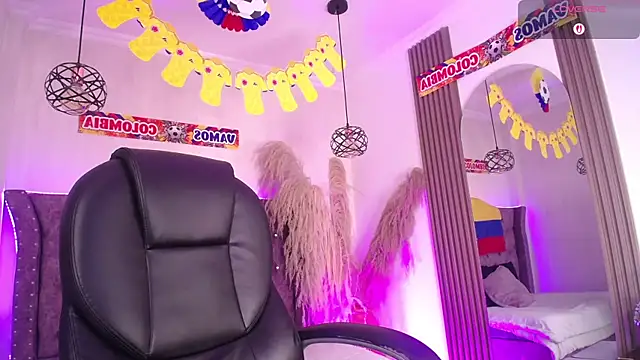 Amara_Davis1 webcam