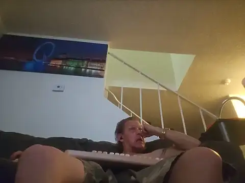 yourMasterisBored webcam