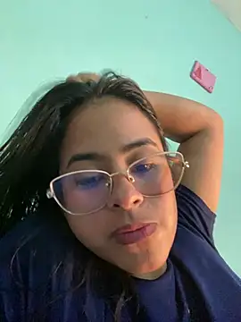 lucirganaxxx webcam