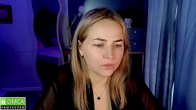 Mira_Mermayd webcam