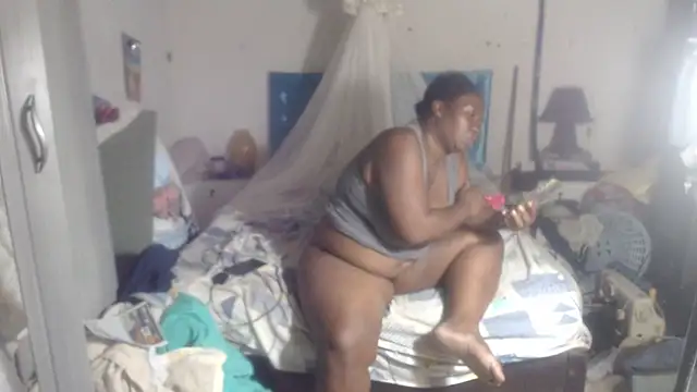 rachelexoticgirl live cam on StripChat