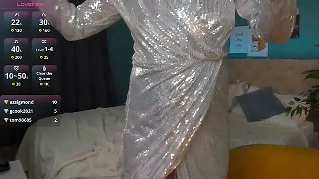 Kira_Adler webcam