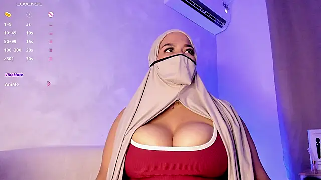 thaira_aly webcam