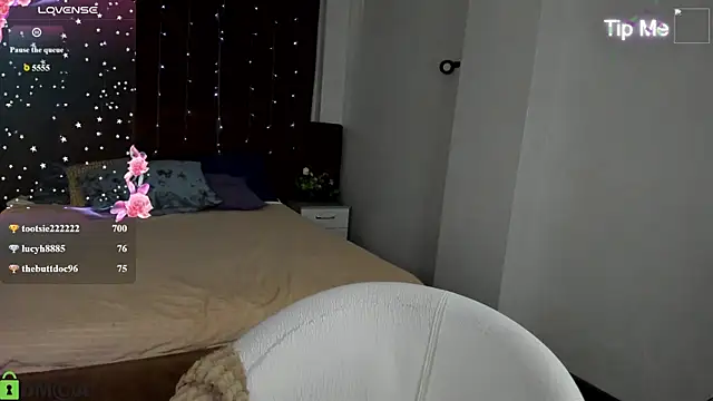 Lesi_Moonie01 webcam
