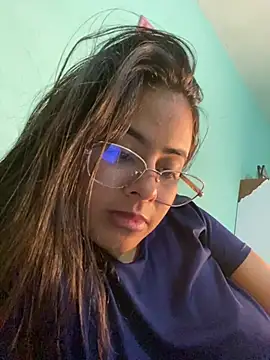 lucirganaxxx webcam