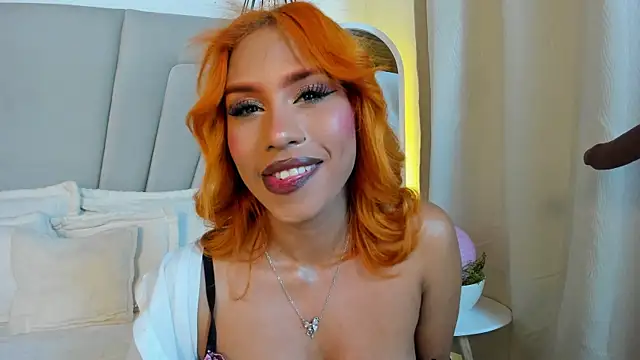 Nicole_Brown1126 webcam