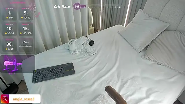 angiee_roses webcam