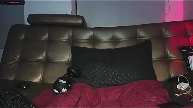 jhonny__ackerman live cam on StripChat