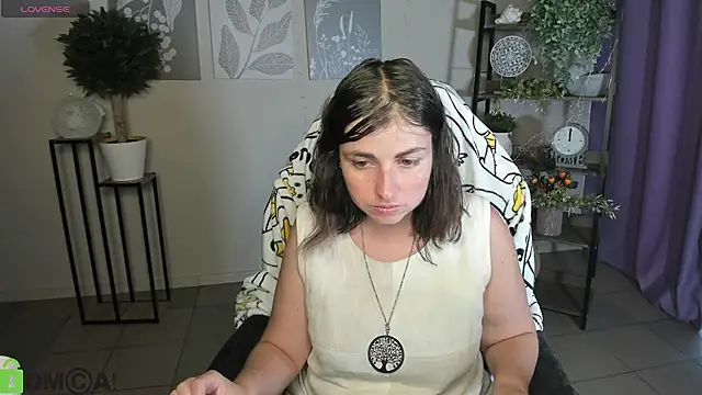 MartaEdams webcam