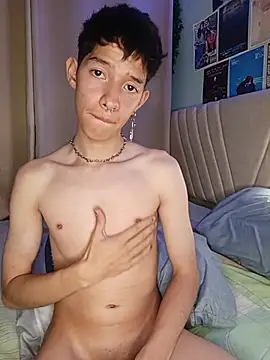 heyy_noah11 webcam