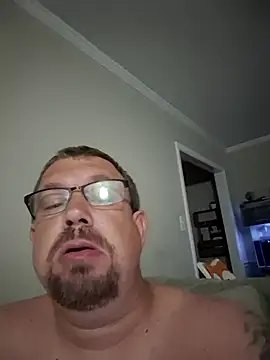 mr_girthyandsweetcheeks webcam