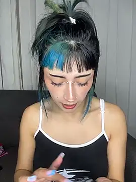 baby_akuma webcam