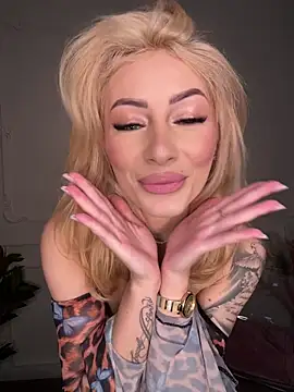 AngieShae webcam