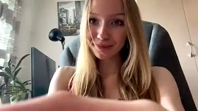 bivalentfalloff - BivalentFalloff's free webcam - UK Sex Cams