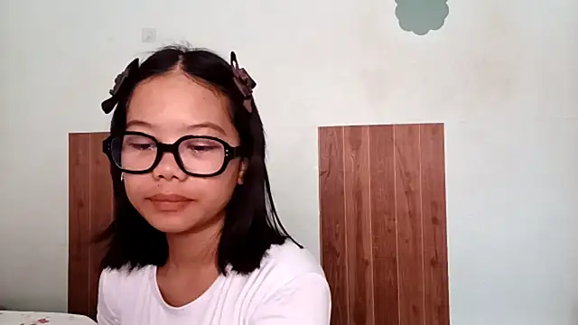 CrissyDeshaies webcam