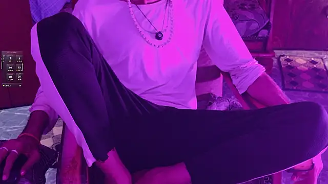 zihan777 live cam on StripChat