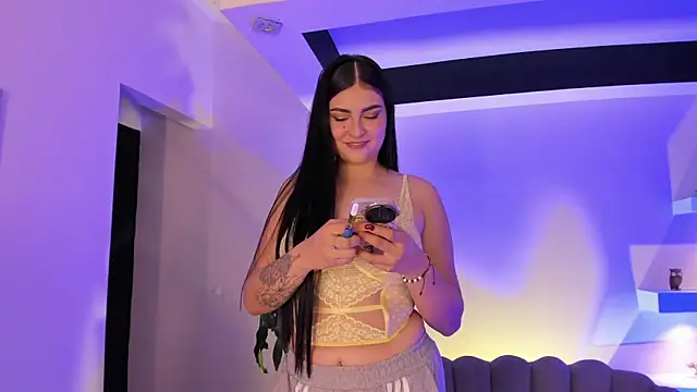 TifanyWhite_ webcam