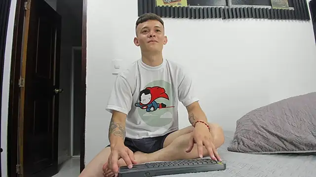 Robinlion91 Live Web Cam Show