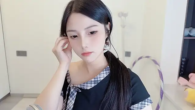 holo_love live cam on StripChat