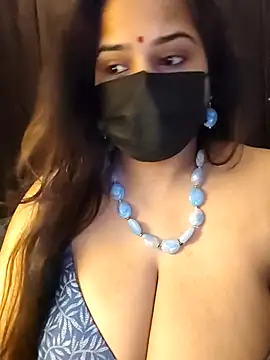 Raseele live cam on StripChat