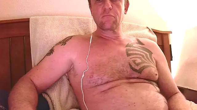 Yournaughty live cam on StripChat