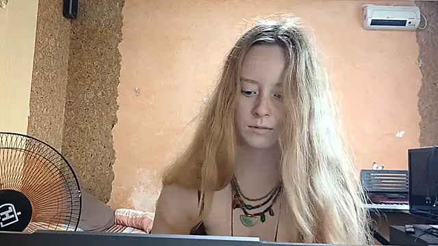 KateVibe_01 webcam